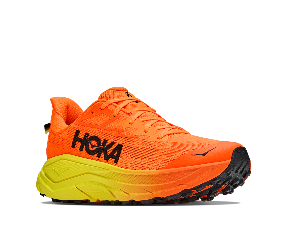 HOKA Challenger 8