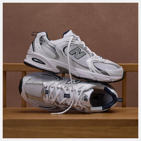 New Balance 530 Blanc Argent Bleu Marine MR530SG